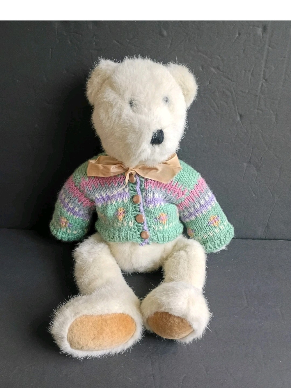 Boyd's Bears White Bear Green Crochet Sweater Pink Hands and Feet Move - Picture 1 of 12